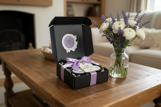 (4) Count - 4 oz Beeswax Candles Bundle - Black or White Tins